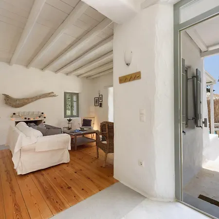 Sun Drop I With Private Pool Paros Villa